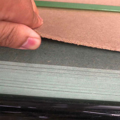 Wasserdichtes Mdf-Board 3Mm mit individueller Größe und Melaminpapierfläche