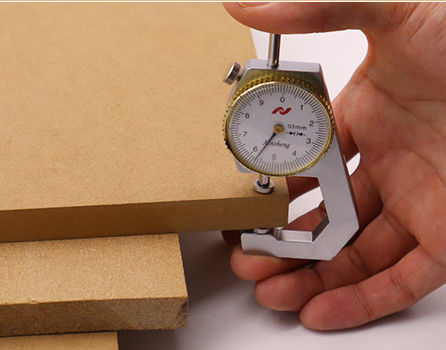 Holzfaser-Mdf-Board für Innenräume 100X60 mit recyceltem Material in Standardverpackung
