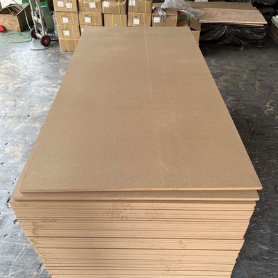 Einfache Mdf Roh-Laminierte Melamine Mdf Board 18mm Holz Handwerk Mdf 3mm 15mm 18mm für Innenräume