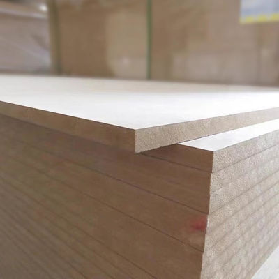 Einfache Mdf Roh-Laminierte Melamine Mdf Board 18mm Holz Handwerk Mdf 3mm 15mm 18mm für Innenräume