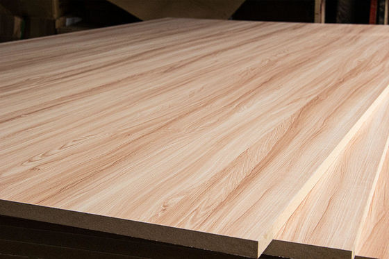 Mdf-Platten der ersten Klasse Preise / Mdf-Klasse der ersten Klasse / Hintergrund 6mm / 9mm / 12mm / 18mm